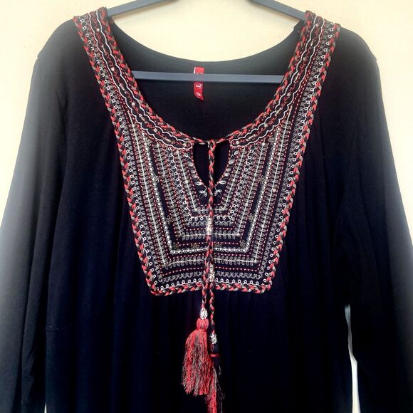 Women’s 3XL Black Peasant Top Long Sleeved Heavily Embroidered Collar Tassels - Picture 2 of 9